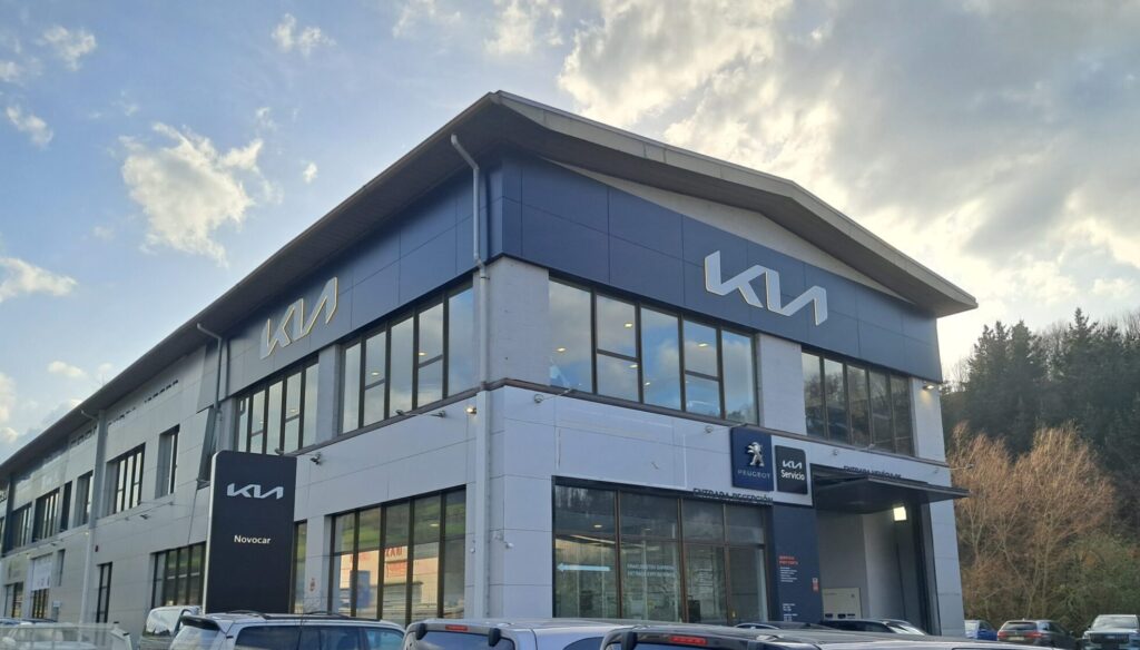 Kia Novocar renueva su imagen en Olaberria