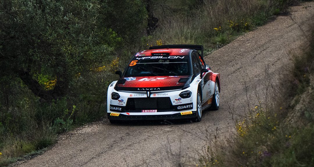 ¿Estáis listos para una experiencia de rallye___El Lancia Ypsilon WRC2 arranca un recorrido de p
